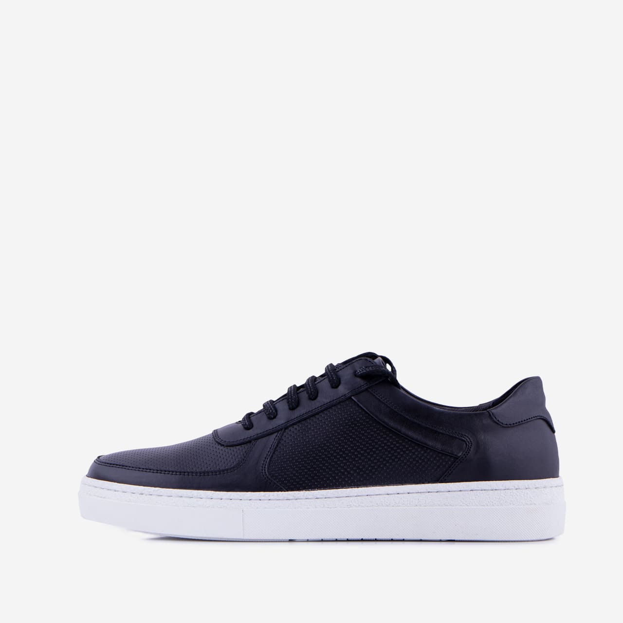 black sport shoe charmara 1 کفش اسپرت مردانه مشکی چرم | چرم آرا