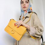 کیف دوشی چرمی زنانه زرد | چرم آرا