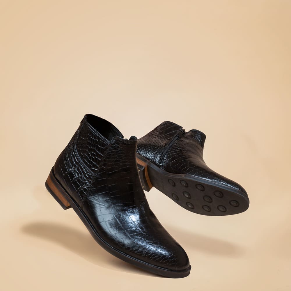 نیم بوت چرم مشکی مردانه | چرم آرا