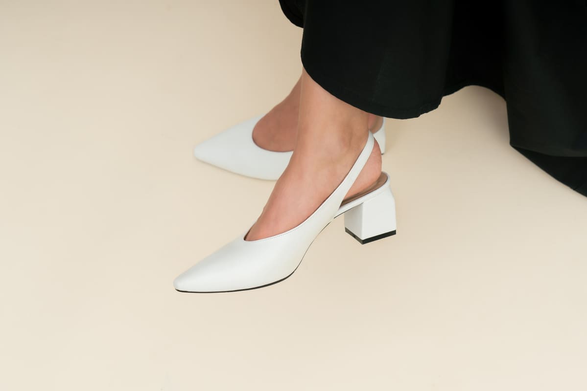کفش پاشنه بلند چرم سفید زنانه | چرم آرا