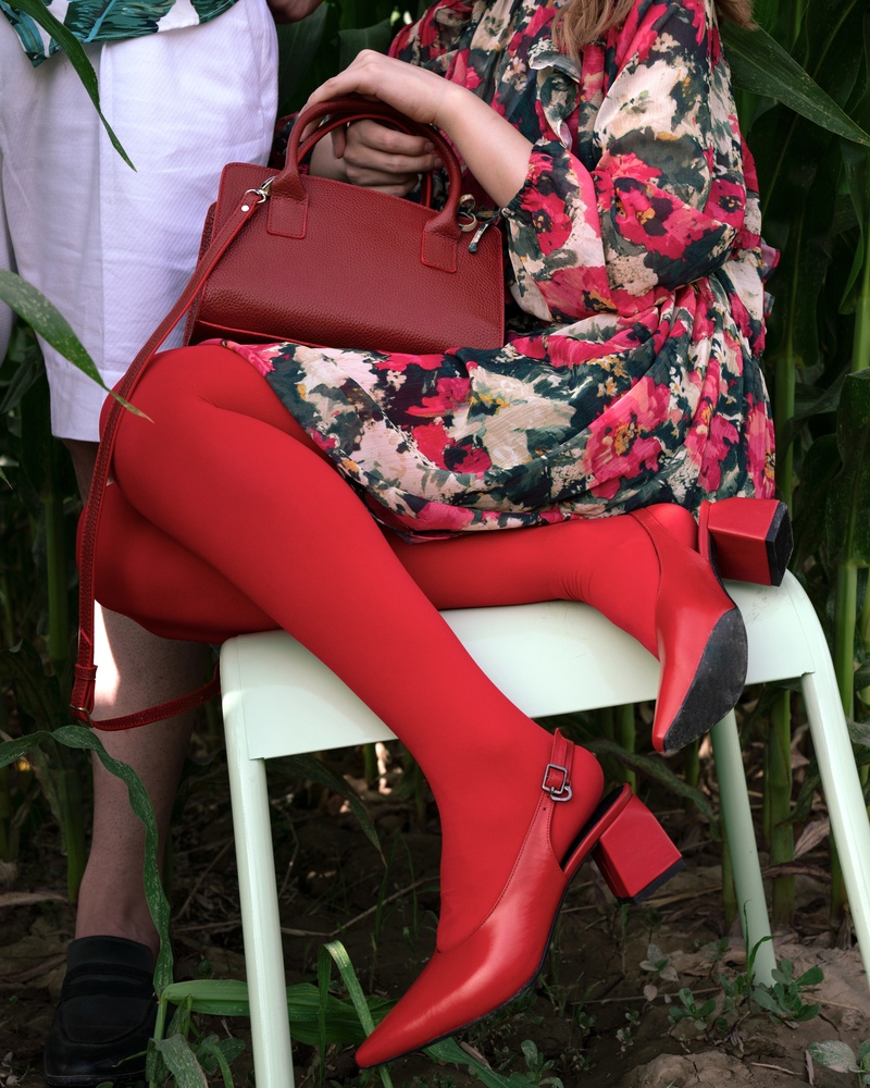 استایل وینتیج کیف چرم زرشکی زنانه | کفش پاشنه چرم قرمز زنانه |چرم آرا