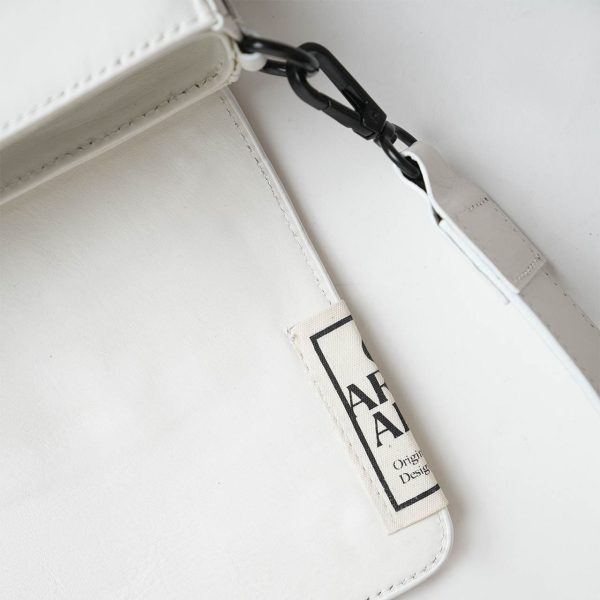 کیف دوشی سفید چرم طبیعی زنانه | چرم آرا